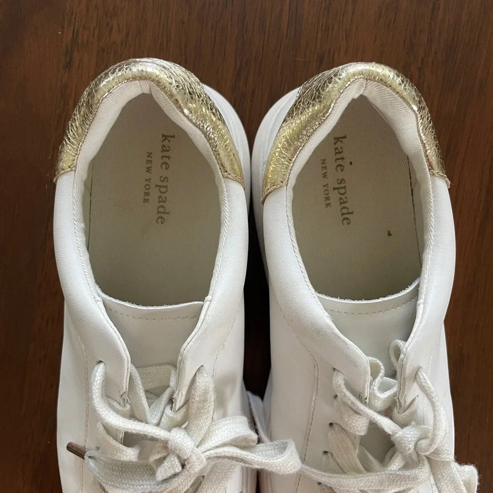 Kate Spade Lift Sneaker Womens 8B White Gold Leather Platform Casual Preppy